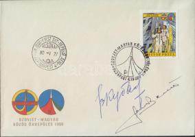 1980 Szovjet-Magyar közös űrrepülés FDC Farkas Bertalan és Valerij Kubaszov magyar és szovjet űrhajós aláírásával / Intercosmos FDC with original autograph of 2 astronauts