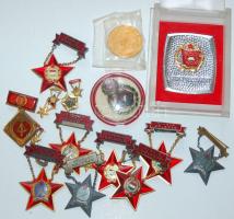 17 db szocreál kitüntetés / socialist medals