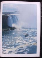 Catharine Haley - Mike Rose: Canada. H.n., 1990, W. H. Smith Publishers. Színes fotókkal illusztrált...