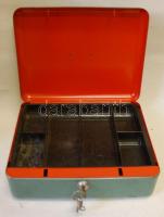 Régi pénzkazetta kulccsal / Old large money box with keys 30x24x11cm