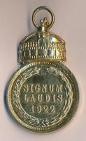 1922. Magyar Koronás Bronzérem mellszalag nélkül gyűjtői replika T:1- 1922. Signum Laudis Merit Medal replica C:AU