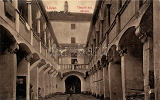 Lőcse Thurzó courtyard
