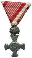 1869-1916. "Koronás Vas Érdemkereszt a Vitézségi Érem szalagján" kitüntetés T:2 / Hungary 1869-1916. Iron Cross of Merit with Crown, on war ribbon C:XF