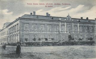Perjámos Notre Dame cloister