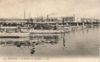 Bizerte fishing boats (Rb)