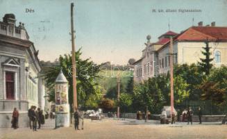 Dés grammar school (small tear)