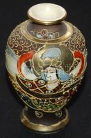 Kézzel festett japán porcelán vázácska / Hand-painted Japanese vase 8,5cm