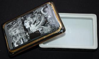 Szász Endre által tervezett Hollóházi jelzett porcelán ékszeres doboz hibátlan állapotban / Faces de...