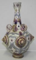 1800-as évek vége: Különleges formájú kézzel festett Zsolnay fajansz váza benyomott Zsolnay Pécs 628 jelzéssel és a festő monogramjával (HO.) / Handpainted Zsolnay faience vase with indented Zsolnay Pécs 628 mark and the painter's signature (HO.) 20cm