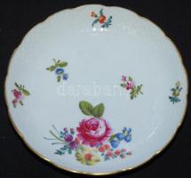 1916 Kézzel festett Petit bouquet de rose-mintás jelzett Herendi porcelán kistányér hibátlan állapotban / Handpainted Herend chinaware plate in flawless condition d:15cm