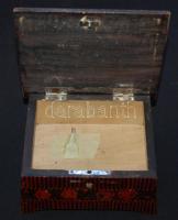 Cca 1900 Kézzel festett faládika, működő új zárral, kulccsal