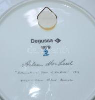 1979 Aileen Mecleod: International year of the child, kézzel festett, porcelán tányér,  25 cm