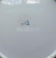 XX. század eleji kézzel festett jelzett Meisseni áttört porcelán tányér aranyozott szélekkel hibátla...