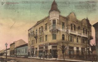 Nagyszalonta Rákóczi street with the shop of József Maller (EK)