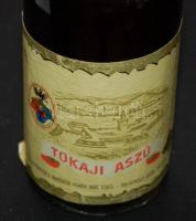 1975-ös 3 puttonyos Tokaji Aszú Tolcsván palackozva