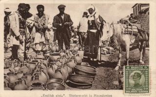 Macedonian folklore, pottery market (fa)