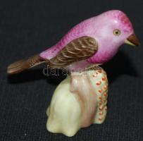 Kézzel festett Herendi jelzett porcelán pinty, hibátlan állapotban, magassága: 6 cm / Handpainted He...