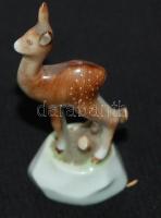 Kézzel festett Herendi jelzett porcelán őzike hibátlan állapotban, magassága: 7 cm / Handpainted Her...