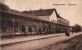 Párkánynána railway station (EB)