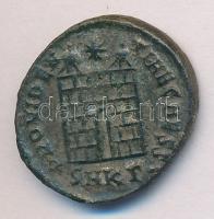 Római Birodalom / Cyzicus / II. Constantius 325-326. Follis Br (2.62g) T:2,1-
Roman Empire / Cyzicus...