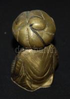 Ismeretlen alkotó: Cca 1950 Imádkozó pasa, réz, magasság: 10cm