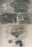 NSZK vegyes fémpénz tétel, összesen 0,62kg T:vegyes
GFR mixed metal coins, all 0,62kg C:mixed C:mixe...