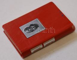 Minikönyv: Lenin: Az államról. Bp., 1968, Kossuth. Kétnyelvű kiadvány műbőr kötésben (kis sérüléssel...