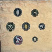 2005. 1Ft-100Ft 7klf db + 10Ft "József Attila" dísztokos szettben T:PP Csak 7000db!