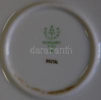 10db részben kézzel festett kerámia dísztányér kétféle méretben / 
Folklore wall plates, some of the...