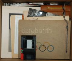 Egy doboz (40×30cm) fotó és negatív, egy darab diavágóval