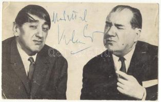 "Hacsek és Sajó" szerepében Hlatky László és Kibédi Ervin aláírása fotólapjukon