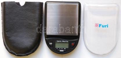 Elektromos ékszermérleg új állapotban, bőrtokkal, 500g-ig / 
Digital jewelry scales with leather cas...
