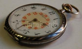 cca 1920 Longines svájci ezüst (Ag) zsebóra elegáns niello-díszítéssel, duplasoros porcelán számlapp...