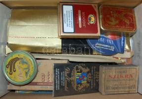Egy doboznyi klf cigarettás doboz, dohánytasak, cigaretta címke, stb