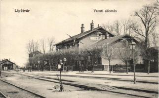 Lipótvár railway station
