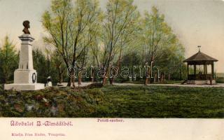 Balatonalmádi Petőfi szobor