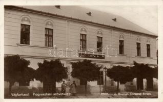 Vágfarkasd co-operative