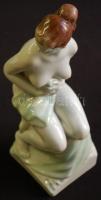 Kőbányai (korábban Drasche) festett porcelán: Oláh Sándor tervezte ülő női akt, jelzett, hibátlan, m...