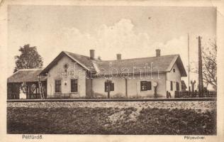 Pétfürdő vasútállomás (EB)