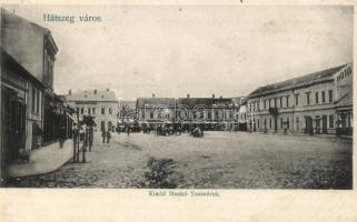 Hátszeg main square