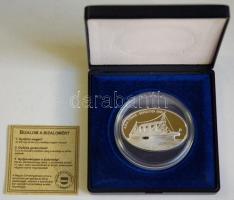 Libéria 2005. 10$ Ag "Titanic" T:PP Dísztokban, tanúsítvánnyal
Liberia 2005. 10 Dollars ag...