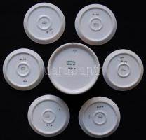 Virágmintás festett, jelzett, számozott brazil porcelán poháralátét-szett tartóval / 
Brazilian pain...