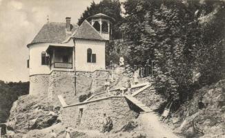 Csucsa Orsolyita villa