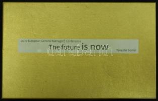 Hilton dísztál dobozban / 
Hilton plate in box 25x14cm