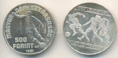 1981. 500Ft Ag "Labdarúgó VB-3 játékos" + 1981. 500Ft Ag "Labdarúgó VB-egy alakos" együtt a kettő dísztokban T:BU