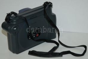 Fuji Instax 100 polaroid kamera eredeti dobozzal, leírással. LCD kijelzővel