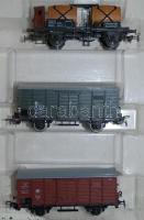 2db eredeti Piko modell-vasút készlet kiváló állapotban: 1 mozdonnyal és 7 db klf vagonnal, egyik er...