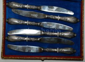 CCa 1960 Ezüstözött orosz 6db villa és kés, gazdagon díszítve, jelzett, szép díszdobozban