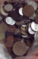Vegyes magyar és külföldi fémpénz tétel 6kg-os súlyban T:vegyes