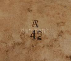 XIX. sz.e. kínálótál,jelzett, lekopott aranyozás, jó állapotban, 13×21 cm